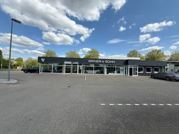 Car image 45