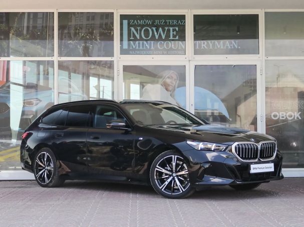 BMW 520d Touring xDrive 145 kW image number 2