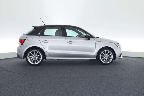 Audi A1 1.0 TFSI S-line Sportback 70 kW image number 2