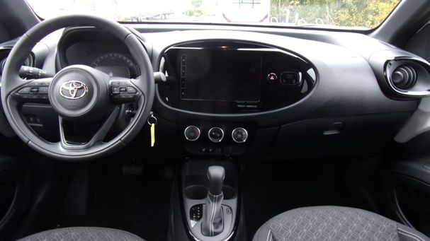 Toyota Aygo X CVT 53 kW image number 12