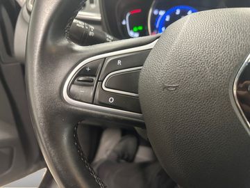 Car image 26