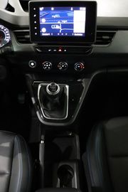 Car image 25