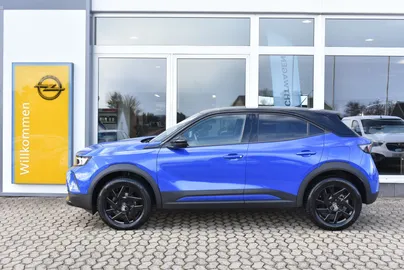 Car image 5
