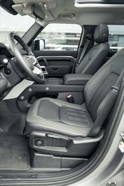 Car image 31