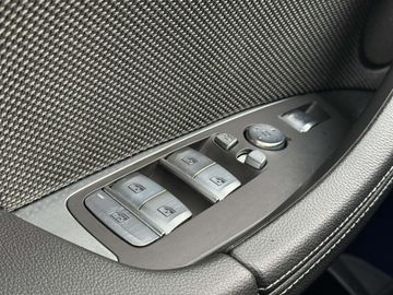 Car image 41