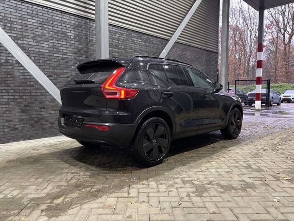 Volvo XC40 B3 Plus Black Edition 120 kW image number 1