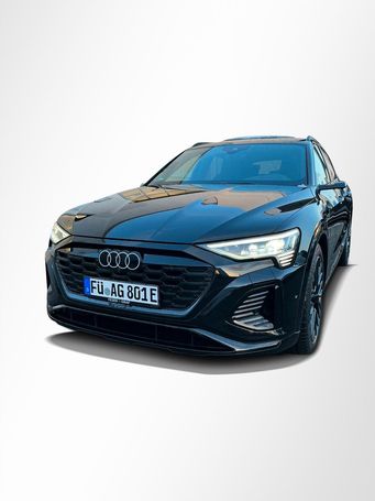 Audi Q8 55 quattro e-tron S-line Sportback 300 kW image number 12