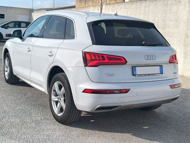 Audi Q5 40 TDI quattro Sport Business 140 kW image number 7