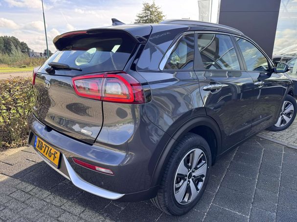 Kia Niro Hybrid 1.6 GDI 104 kW image number 2