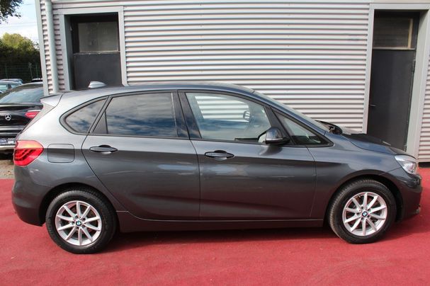 BMW 220i Active Tourer Advantage 141 kW image number 10