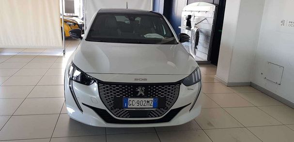 Peugeot e-208 136 GT 100 kW image number 3