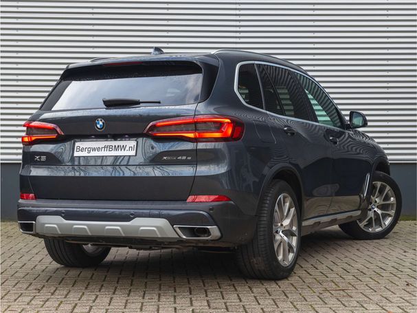 BMW X5 45e xDrive 290 kW image number 3