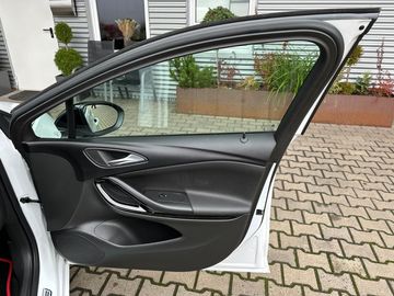 Car image 41