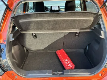 Car image 38