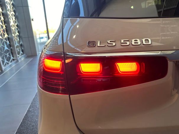 Mercedes-Benz GLS 580 380 kW image number 6