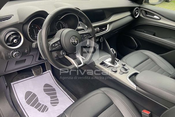 Alfa Romeo Stelvio 2.2 Diesel AT8 118 kW image number 9