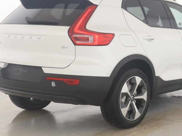 Volvo XC40 Plus Dark 145 kW image number 4