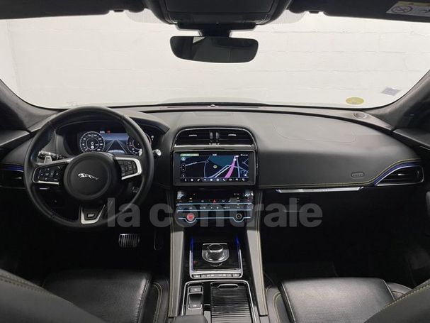 Jaguar F-Pace 221 kW image number 7