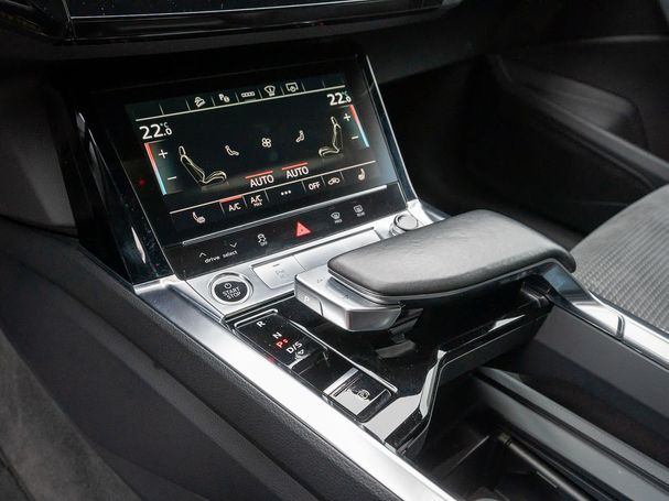 Audi e-tron 50 S-line Sportback 230 kW image number 11