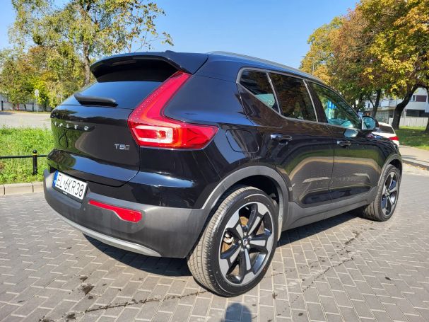 Volvo XC40 T5 AWD Momentum 182 kW image number 28