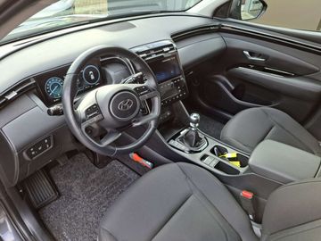 Car image 11