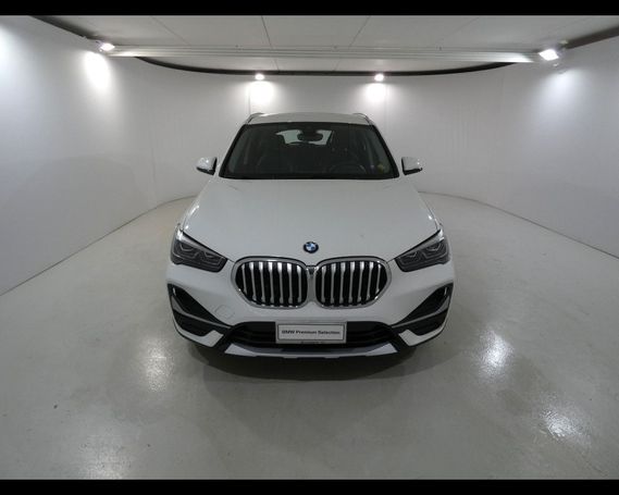 BMW X1 xDrive18d xLine 110 kW image number 2