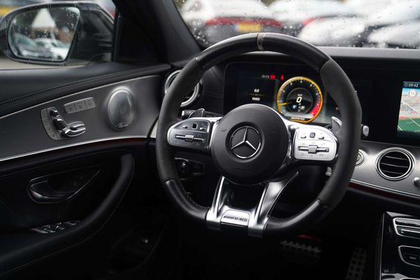 Mercedes-Benz E 63 AMG S 4Matic Estate 450 kW image number 26