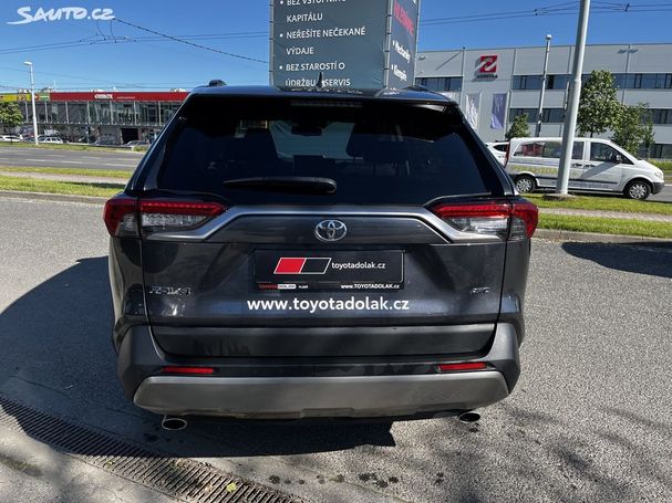 Toyota RAV 4 2.0 4x4 129 kW image number 4