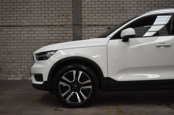 Volvo XC40 T2 95 kW image number 9