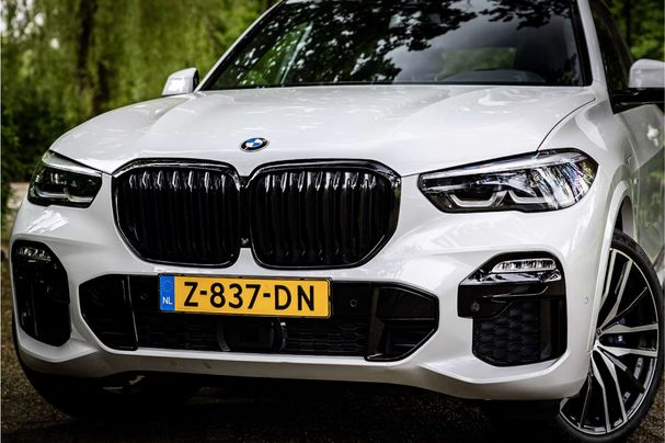 BMW X5 45e xDrive 293 kW image number 1