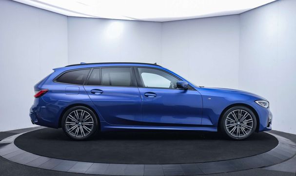 BMW 330i Touring 190 kW image number 4