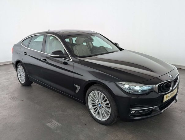 BMW 320d xDrive Luxury Line 140 kW image number 2