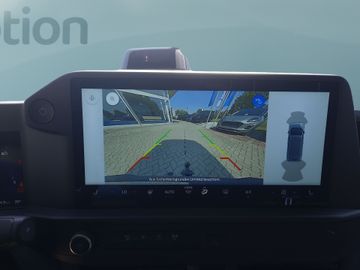 Car image 25
