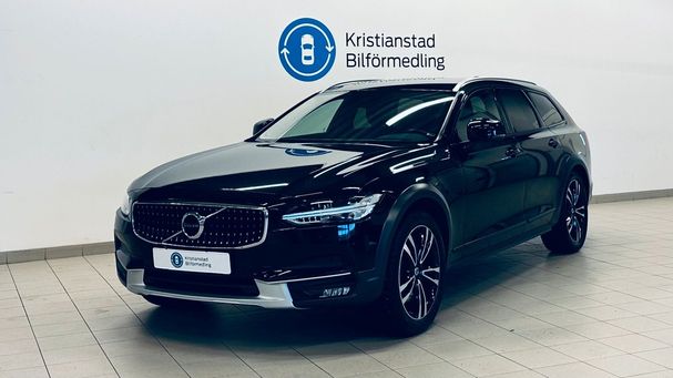 Volvo V90 Cross Country D4 AWD 140 kW image number 2