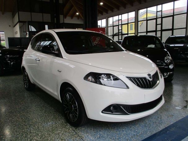 Lancia Ypsilon 51 kW image number 2