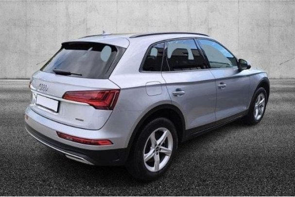 Audi Q5 40 TDI quattro S tronic 150 kW image number 3