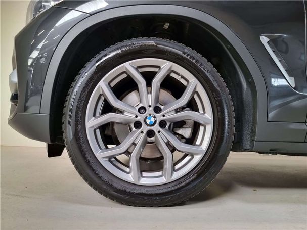 BMW X3 xDrive 135 kW image number 7