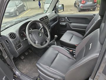 Car image 8