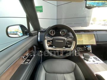 Car image 30