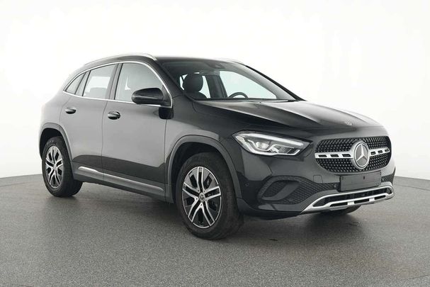 Mercedes-Benz GLA 180 d 85 kW image number 2