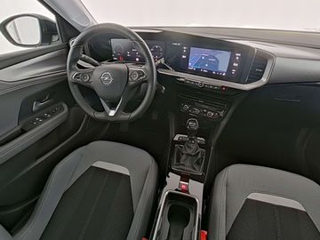 Car image 14