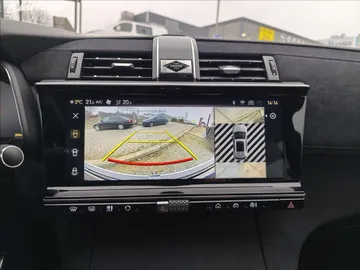 Car image 27