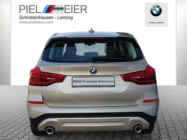 BMW X3 xDrive30i Advantage 185 kW image number 3