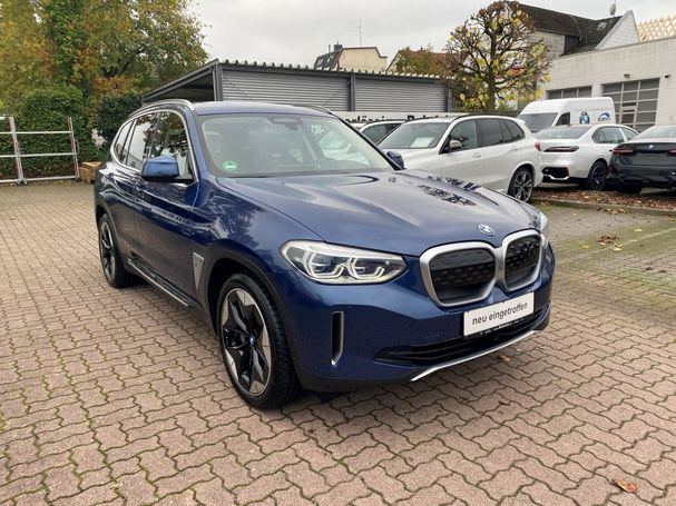 BMW iX3 Impressive 210 kW image number 4