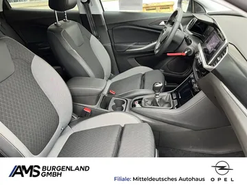 Car image 20