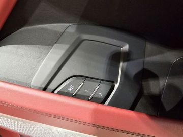 Car image 41