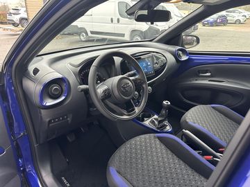 Car image 6