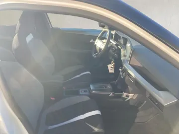 Car image 45