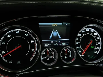 Car image 40