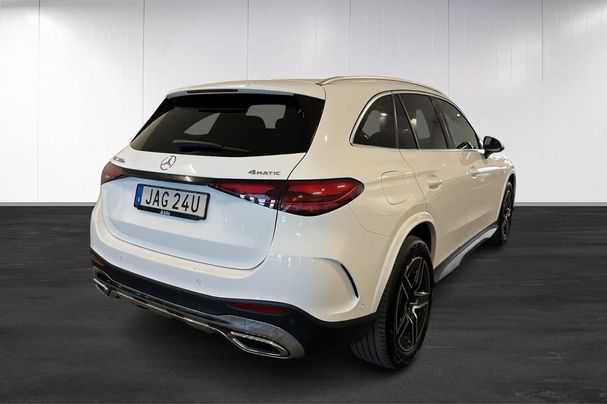 Mercedes-Benz GLC 300 e AMG Line 4Matic 233 kW image number 3